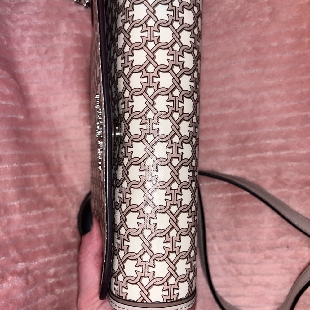 Kate Spade Crossbody / Wallet ♠️ - Picture 3 of 9